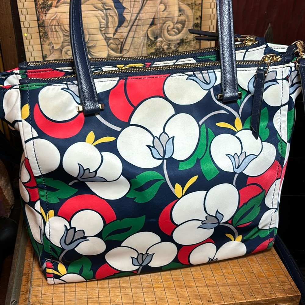 kate spade Breezy Floral Bag Navy White Red Satin Fabric Adjustable Strap - Picture 3 of 17